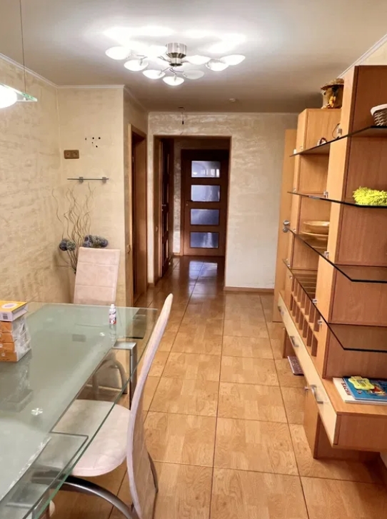 продажа многокомнатной квартиры номер A-174172 в Киевском районе, фото номер 10